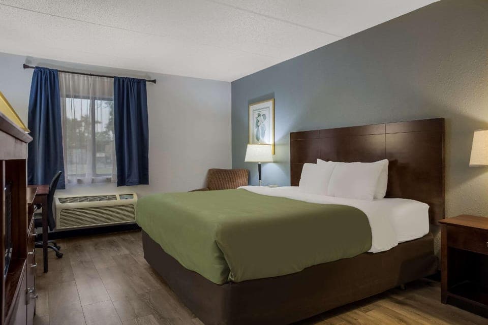 Guestroom