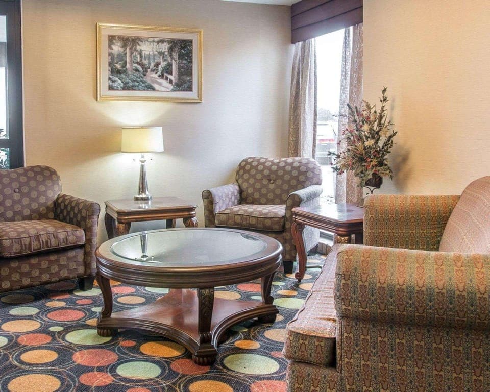 Comfort Inn Maumee - Perrysburg Area Hotel in Maumee