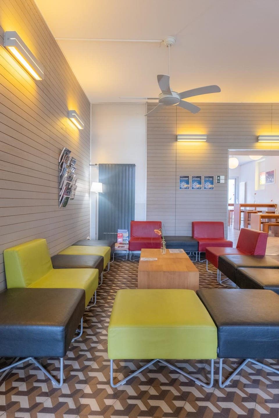 Shared lounge/TV area