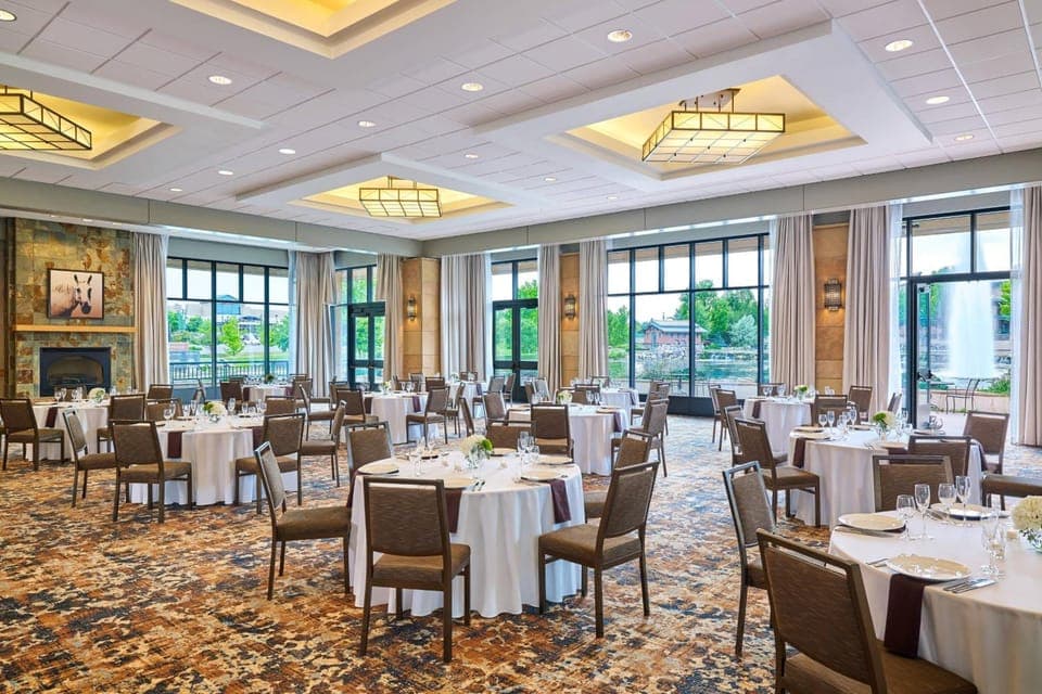 Banquet hall