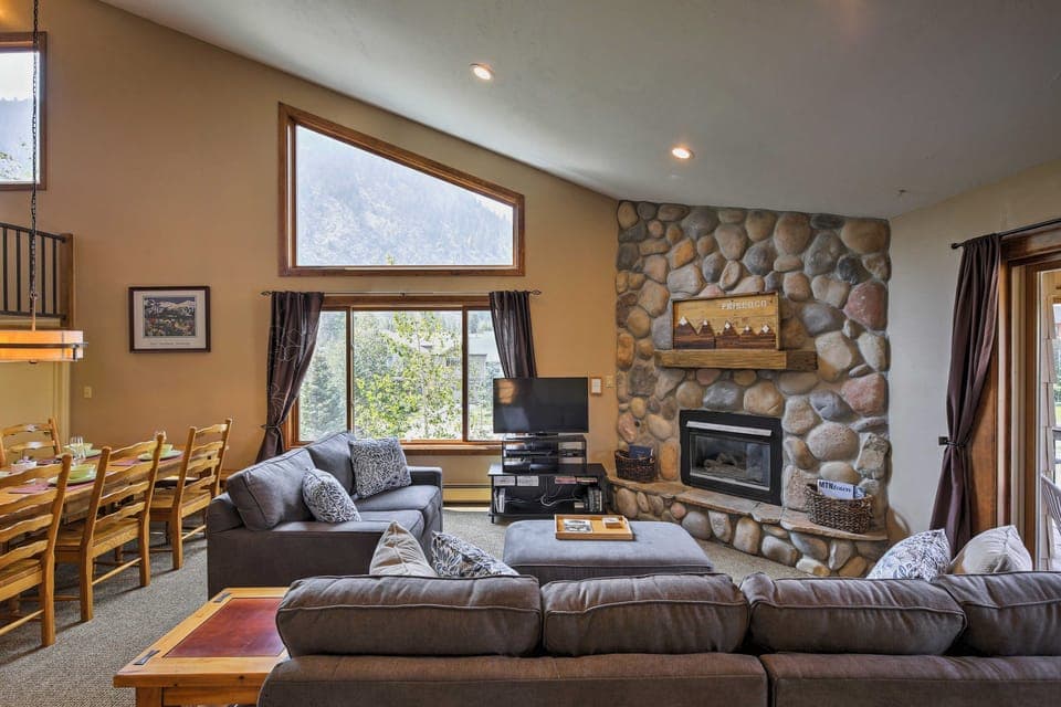 Half-Mi to Copper Mtn Slopes: Frisco Unit w/ Loft Apartment in Frisco
