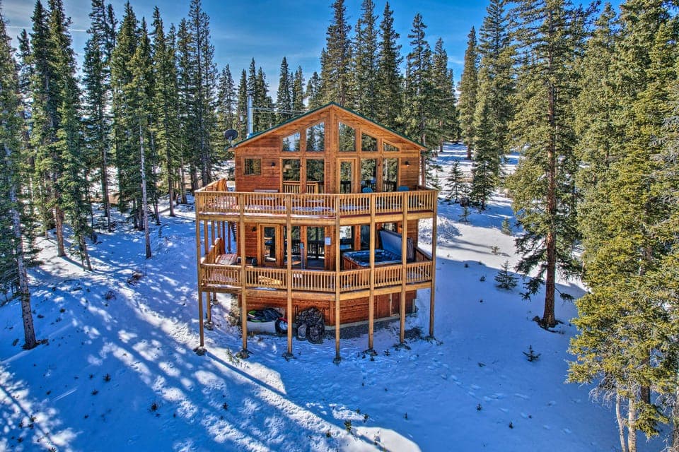 25-0069 Fairplay Cabin w/ Hot Tub! House in Park County
