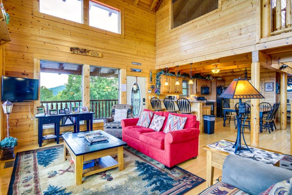 Heavenly Vista at Crown Point: Near Pigeon Forge! House in Sevier County