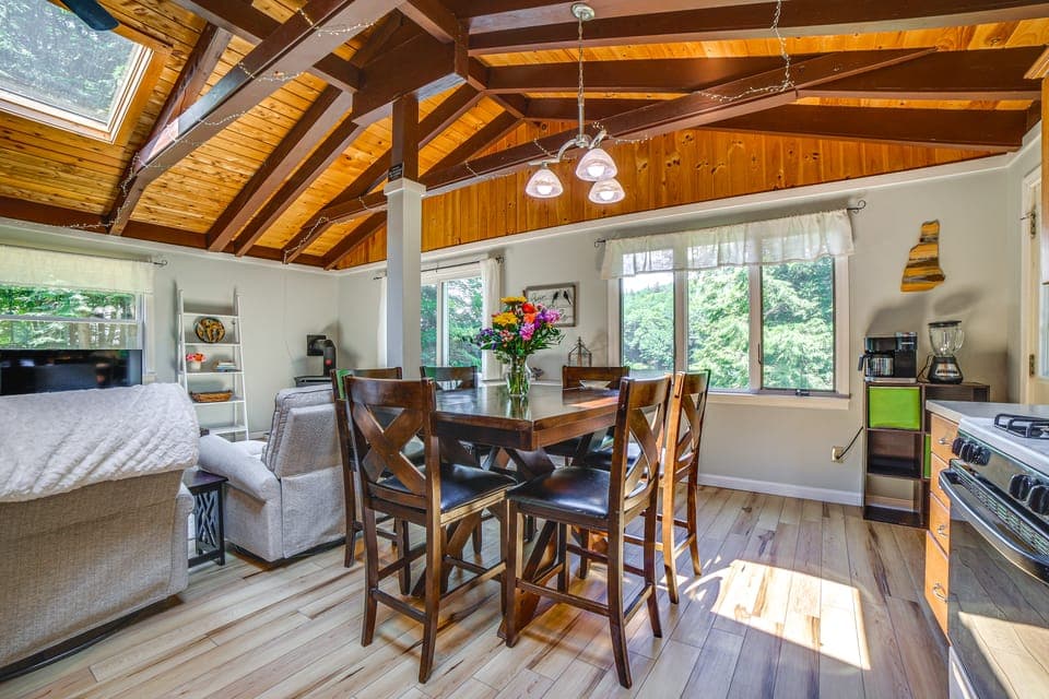 Breathtaking Newbury Cottage w/ Deck on Chalk Pond Cottage in Newbury