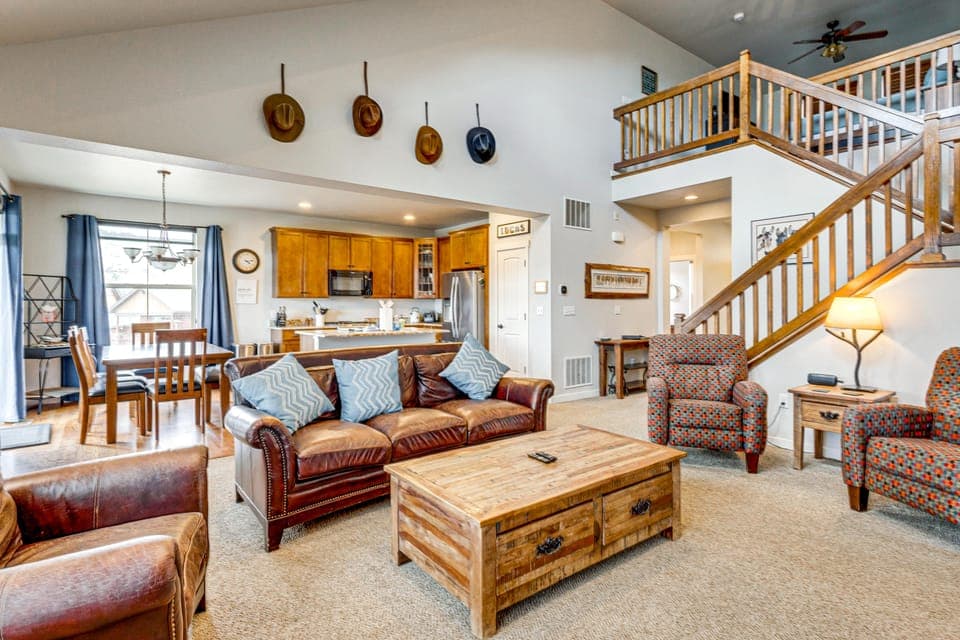 Granby Home w/ Hot Tub + Ski, Golf & Pool Access House in Granby