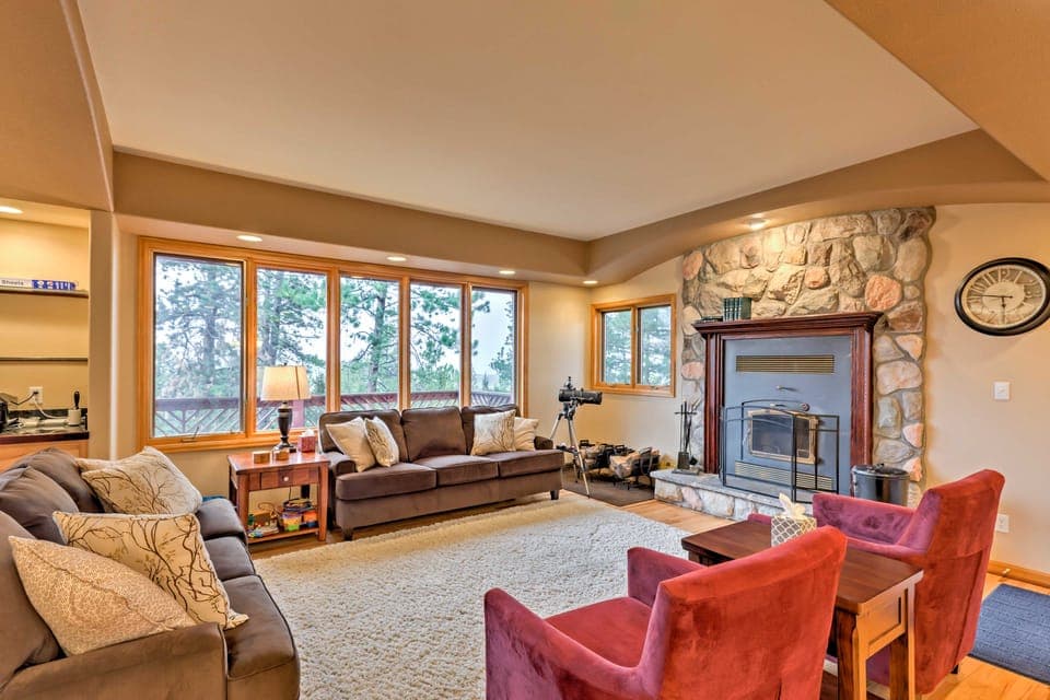 Expansive Hartsel Home w/ Mtn Views Near Hiking House in Park County