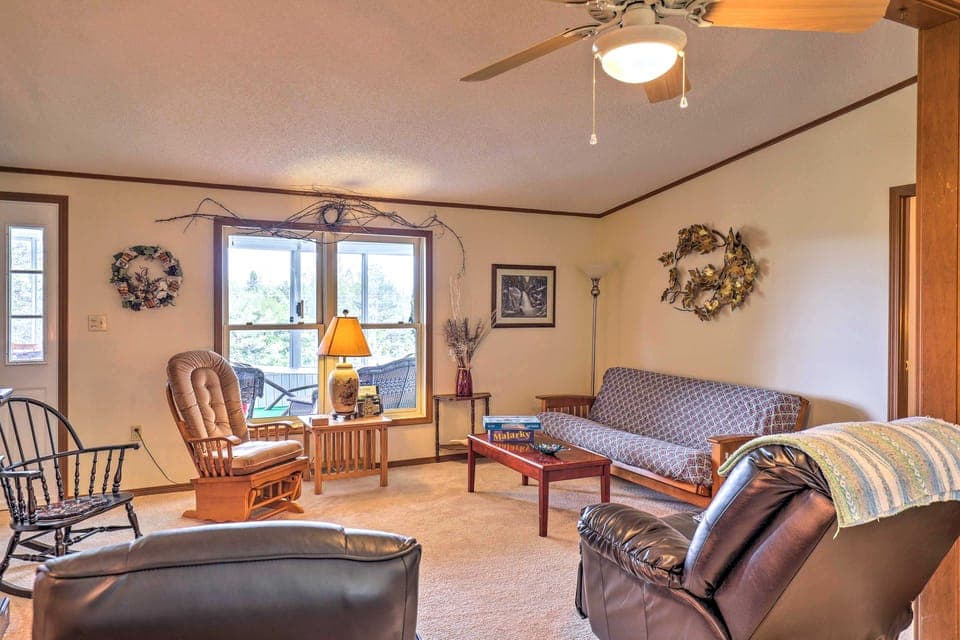 Finger Lakes Retreat w/ Sunroom, Fire Pit & BBQ! House in Seneca Lake