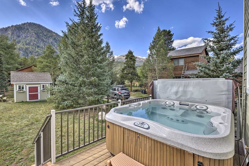 Mtn-View Home w/ Deck: Walk to Dtwn Frisco! House in Frisco