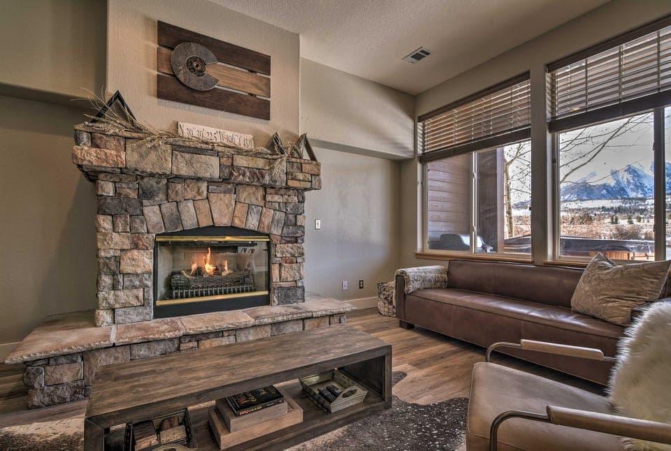 7 Mi to Keystone: Waterfront Home w/ Scenic Views Apartment in Silverthorne