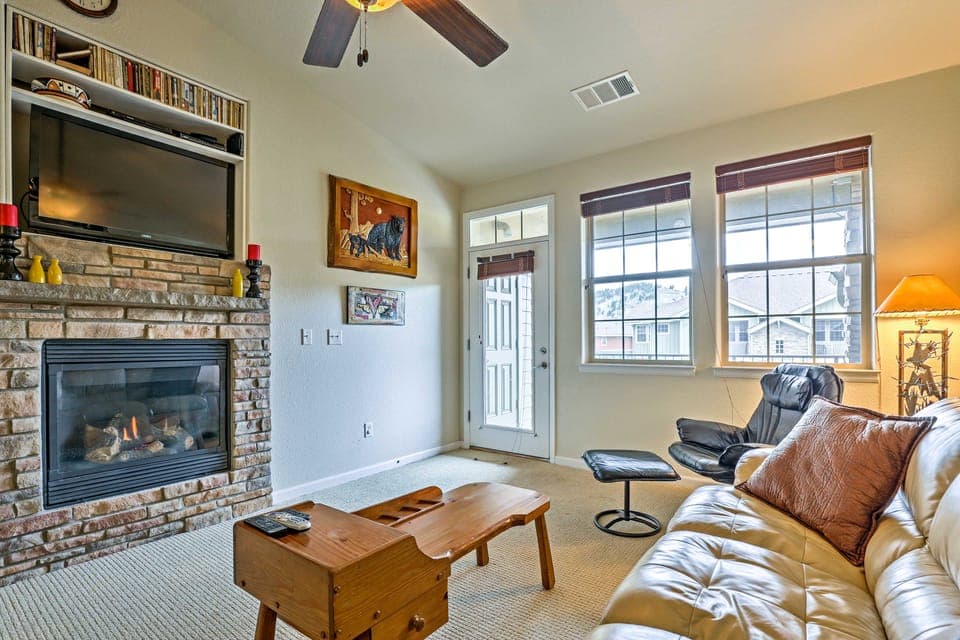18 Mi to Winter Park: Granby Condo w/ Covered Deck Apartment in Granby