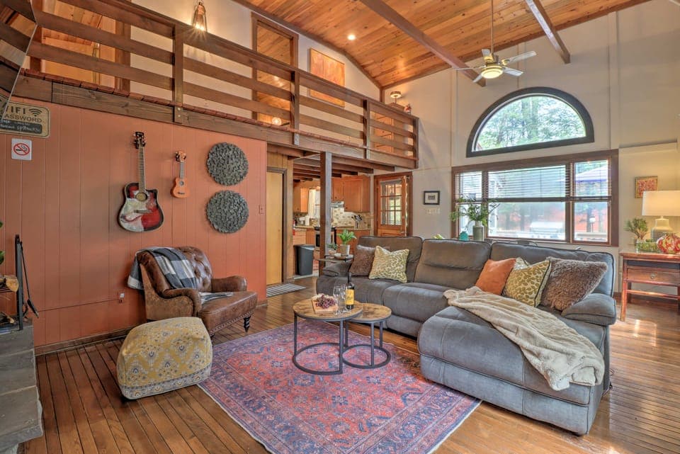 Deck & Fire Pit: Cozy Pocono Mountain Home House in Hickory Run State Park