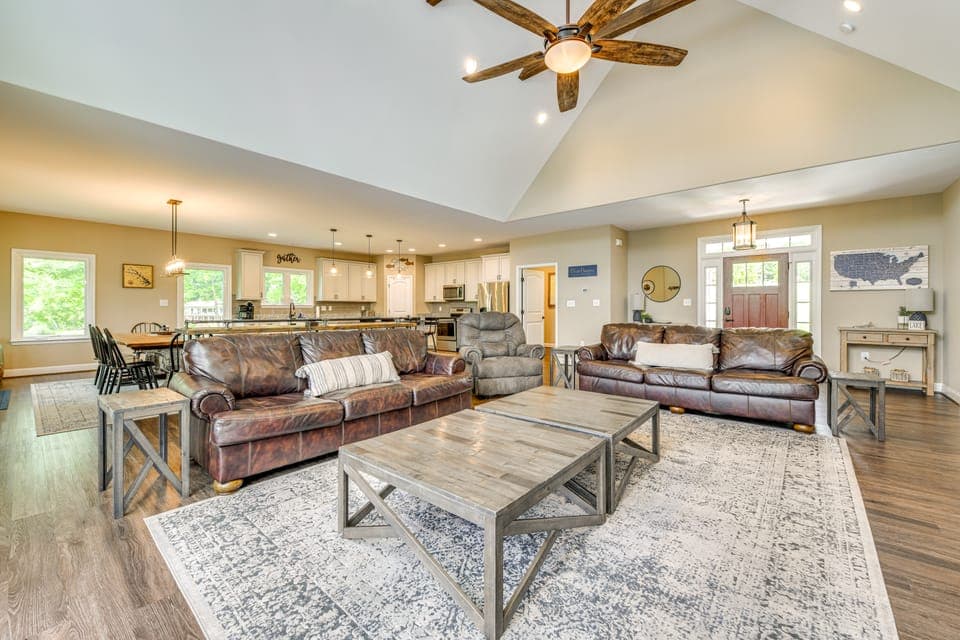 Waterfront Lake Anna Home w/ Dock, Beach & Kayaks! House in Lake Anna