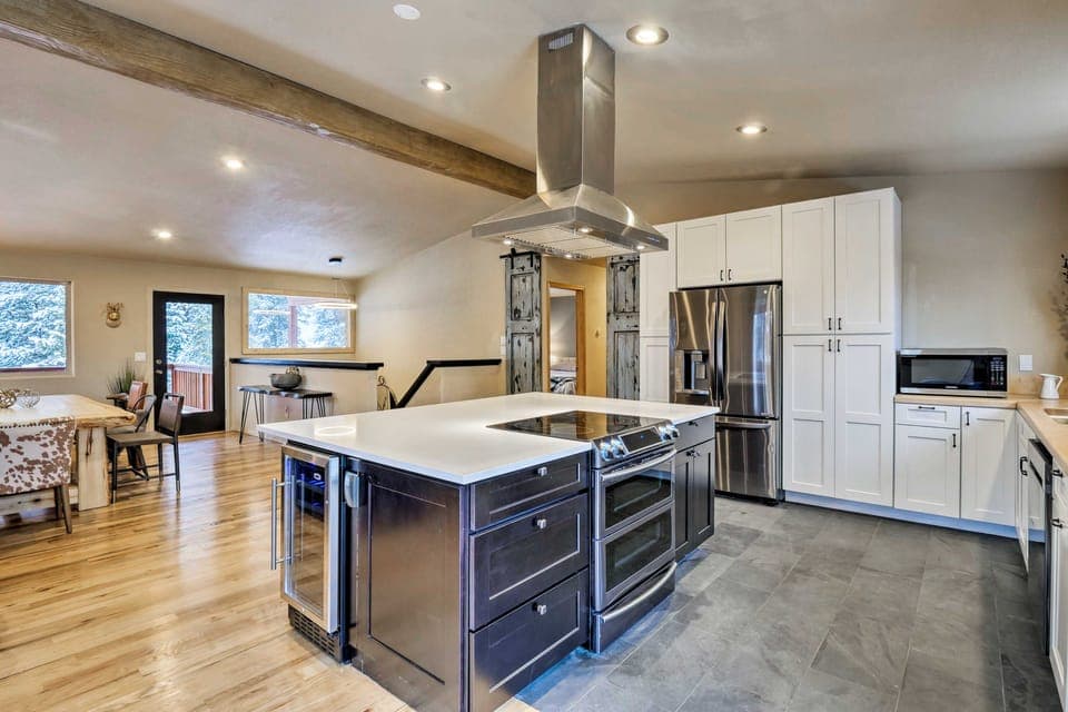 Secluded Alpine Home in Alma w/ Mountain Views! House in Park County