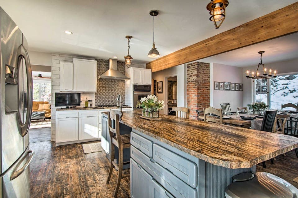 Outdoor Kitchen & Swim Spa: 1-Acre Grand Lake Home House in Grand Lake