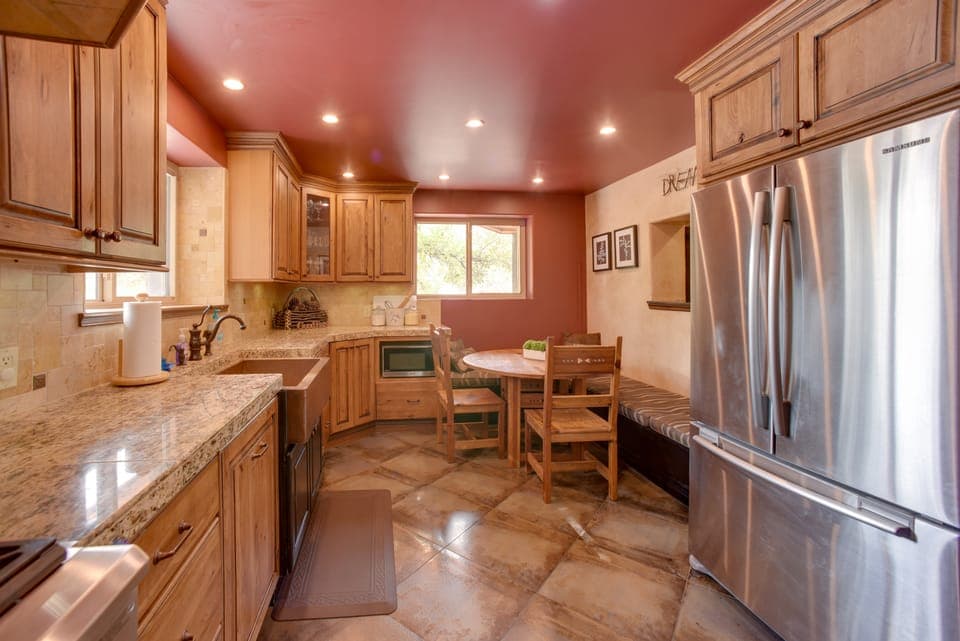 Homey Mtn View Escape: 11 Mi to Garden of the Gods Apartment in Cascade-Chipita Park