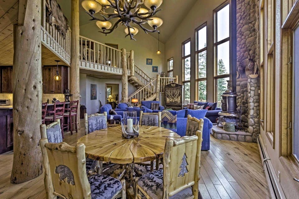 Spacious Fairplay Retreat w/ Hot Tub & Fire Pit! House in Park County