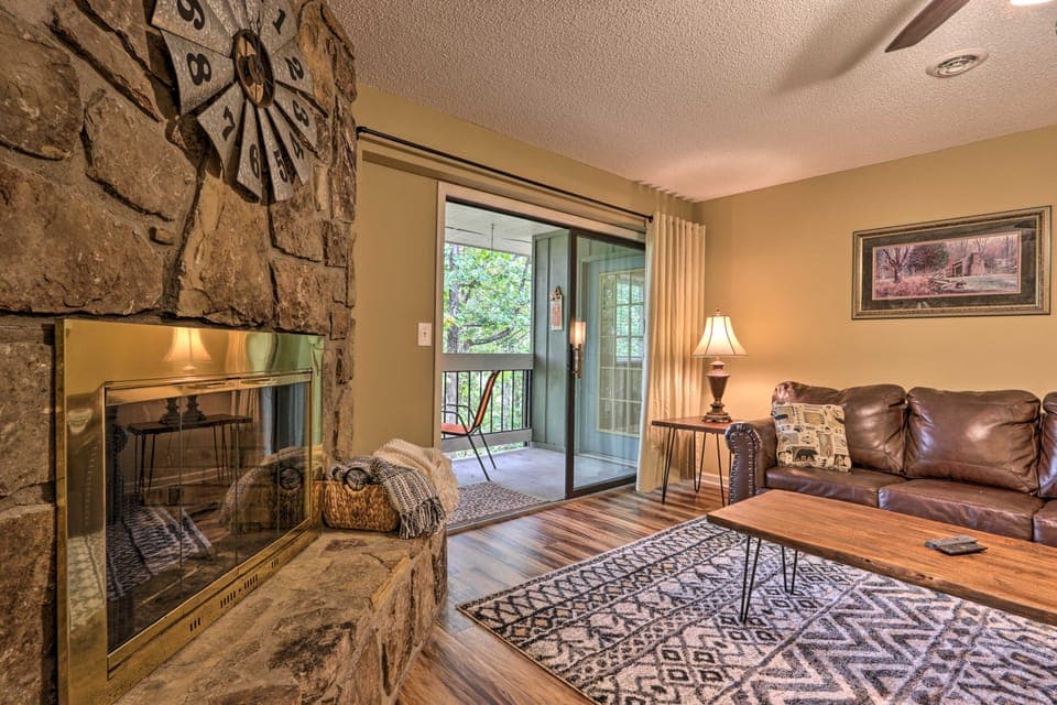 Pigeon Forge Condo w/ Balcony: 5 Mi to Attractions Apartment in Pigeon Forge