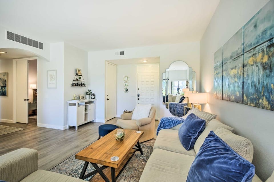 Modern Golf Course Retreat in Cathedral City! Apartment in Cathedral City