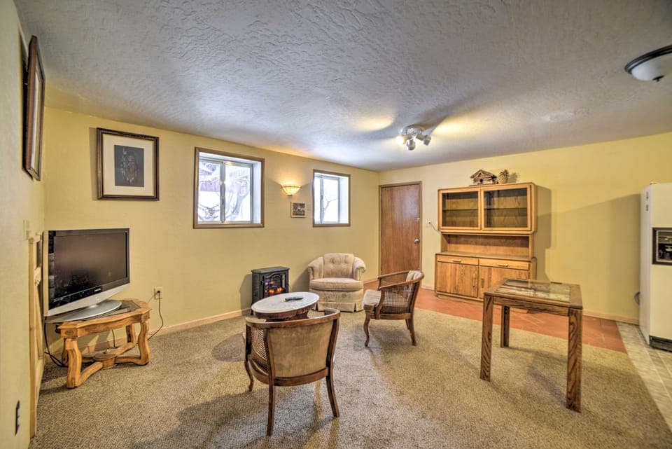 Cozy Durango Apt w/ Mtn View ~ 6 Mi to Downtown! Apartment in La Plata County
