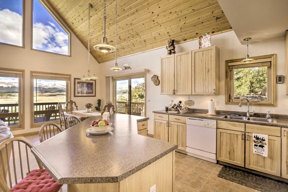 Quiet Fairplay Cabin w/ Rocky Mountain Views! House in Park County