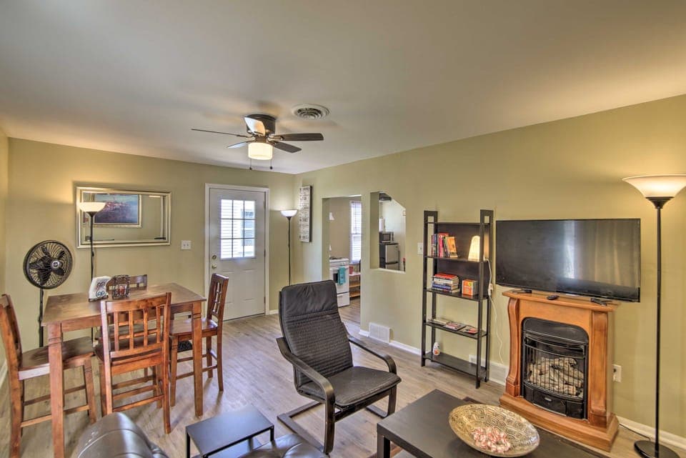 Royal Oak Hideaway: 15 Mi to Downtown Detroit! House in Royal Oak