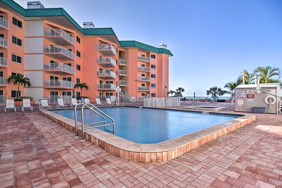 New Pool & Hot Tub! Beachfront Indian Shores Condo Apartment in Redington Shores