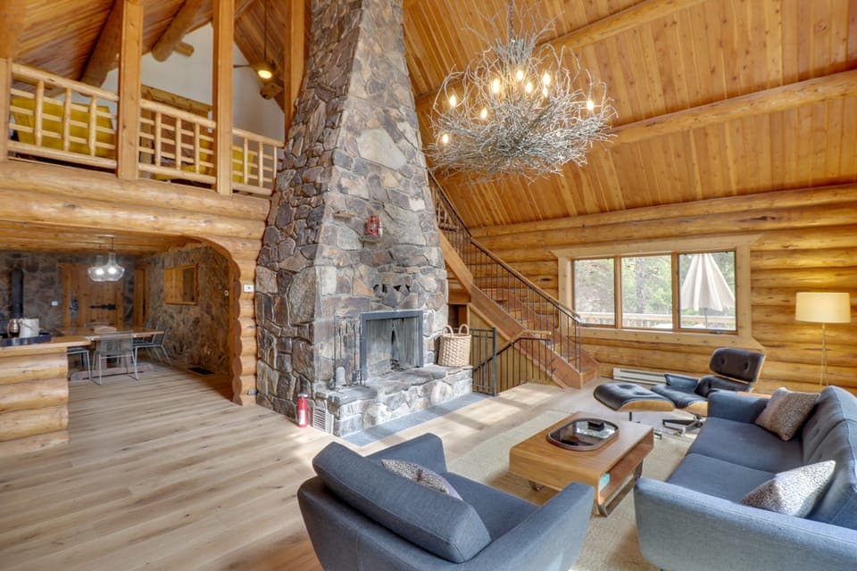 Hand-Crafted Cabin w/ Whitefish Lake Views! House in Whitefish