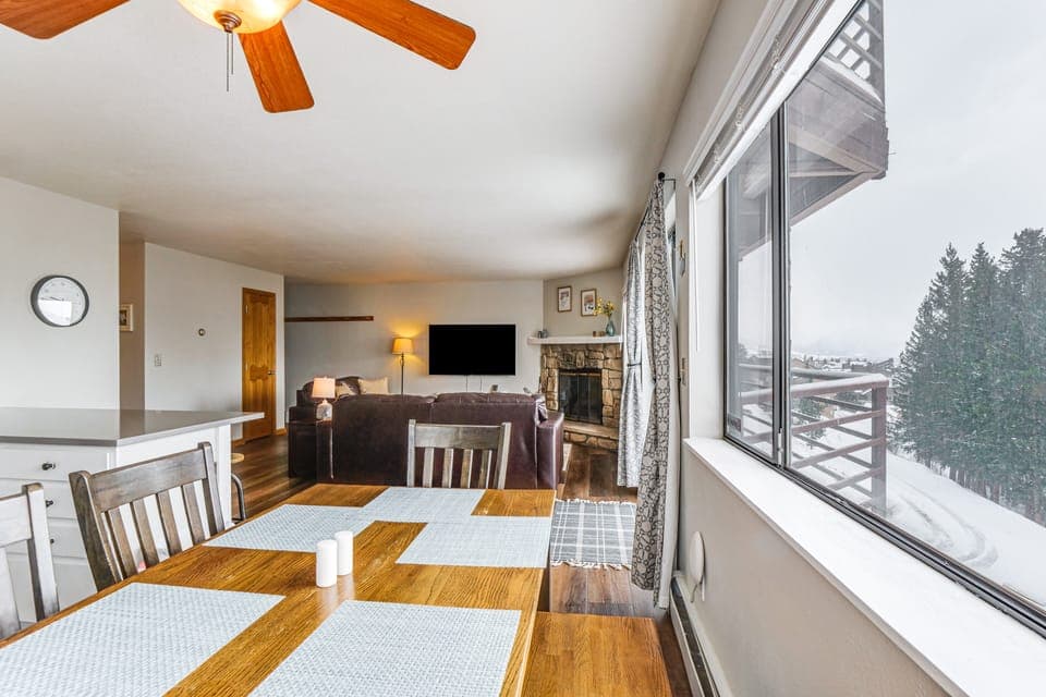 11 Mi to Keystone Resort: Condo in Silverthorne Apartment in Wildernest