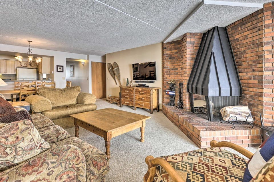 Mtn Views, Ground Floor: Rec Path and Lake Access Apartment in Dillon