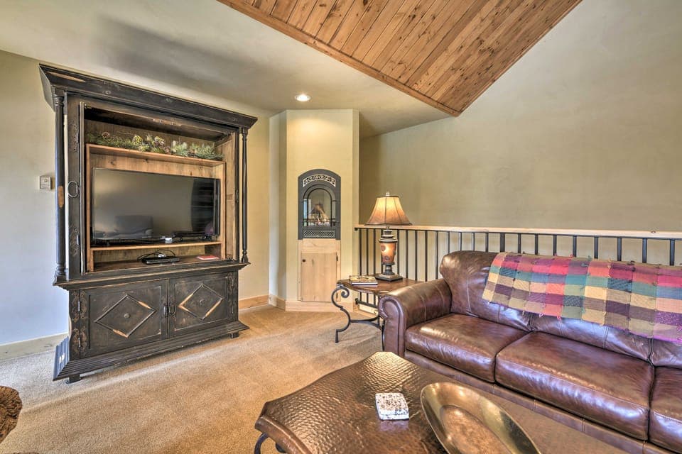 Riverfront South Fork Abode w/ Views: Fish & Hike Apartment in South Fork