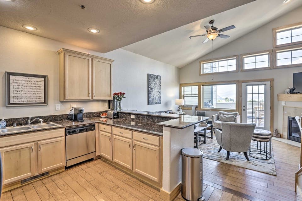 7 Mi to Slopes: Main Street Condo in Dillon Apartment in Dillon
