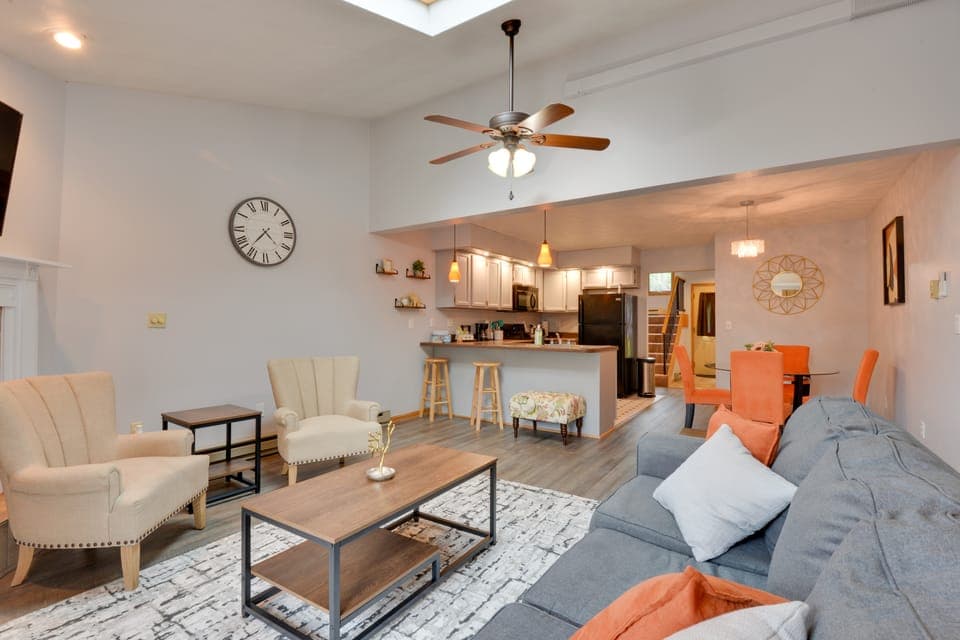 Oakland Vacation Rental < 1 Mi to Deep Creek Lake! Apartment in Deep Creek Lake