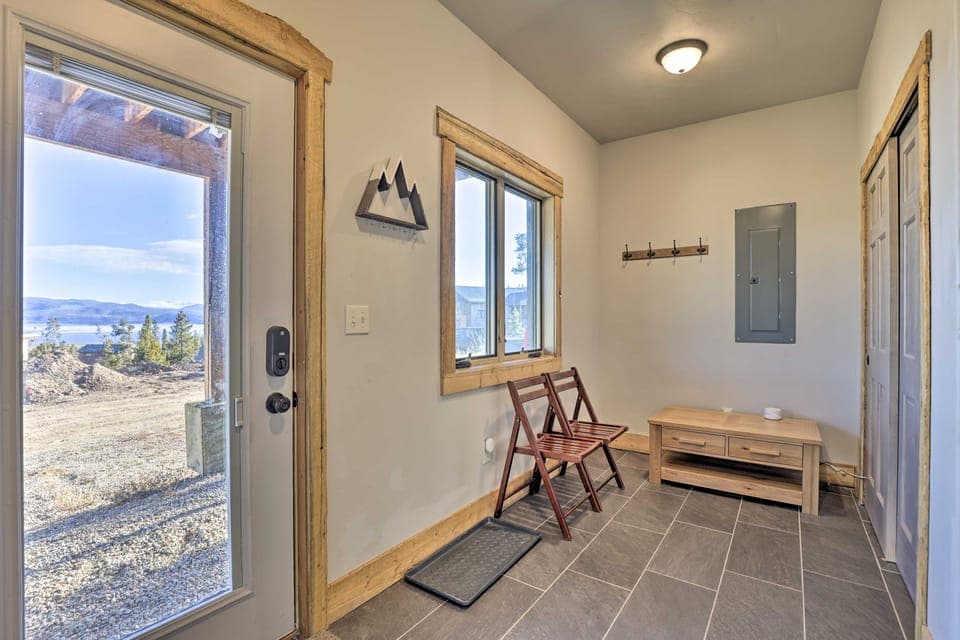 Balconies & Idyllic Views: Grand Lake Haven! House in Rocky Mountain National Park