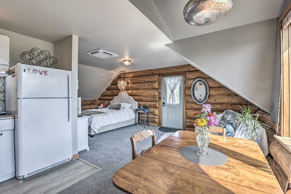 Fraser Couple's Hideaway w/ Indian Peaks View Apartment in Tabernash