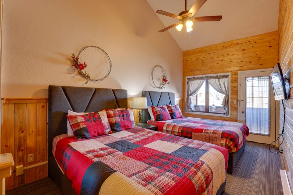2 Mi to Granby Ranch: Resort Studio w/ Pool Access Apartment in Granby