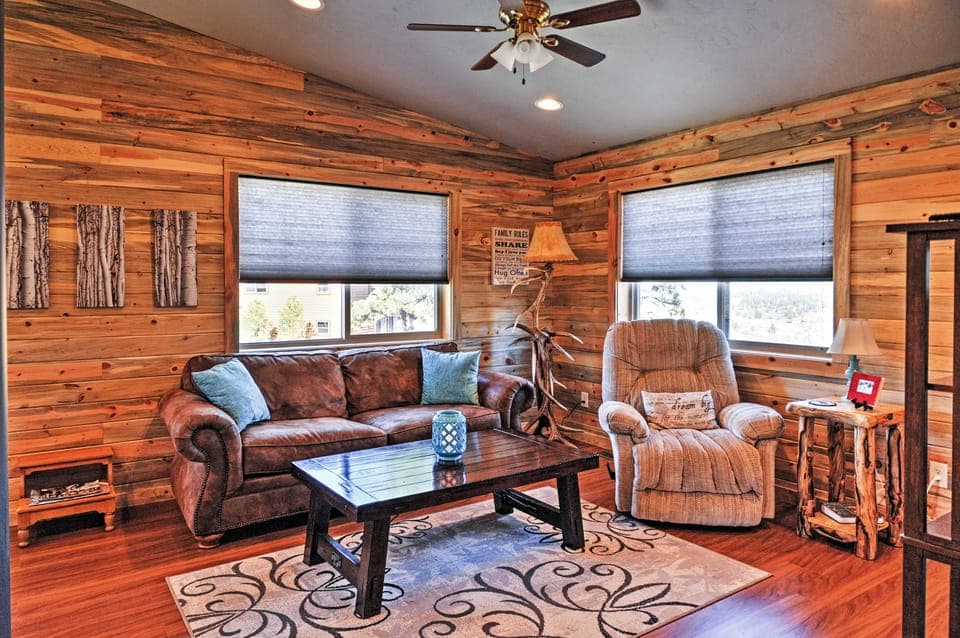 Pagosa Springs Escape w/ Deck, Hot Tub & Grill! Apartment in Colorado