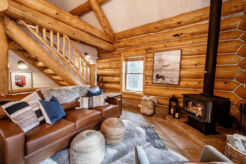 Remodeled Fairplay Log Cabin w/ Wood-Burning Sauna House in Park County