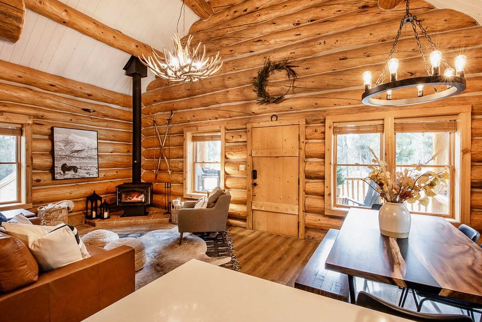 Remodeled Fairplay Log Cabin w/ Wood-Burning Sauna House in Park County