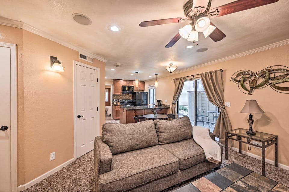 Condo w/ Patio & Pool Access in Greenwood Village! Apartment in Greenwood Village