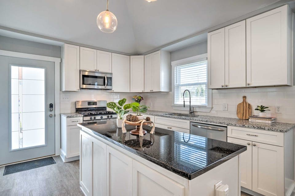 Family-Friendly Home Near Noblesville Square! House in Noblesville