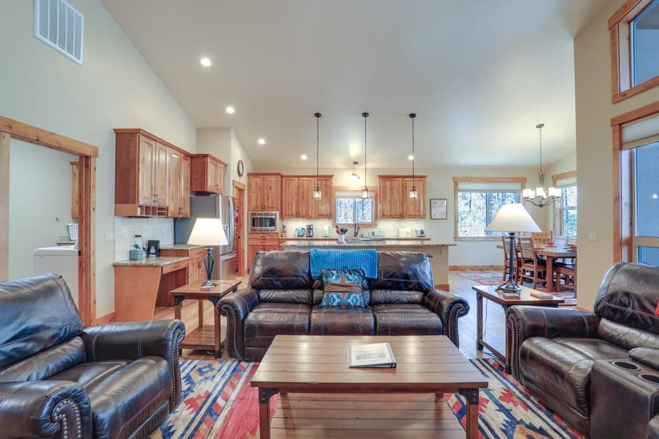 Beautiful Pagosa Springs Home w/ Deck & Grill House in Colorado