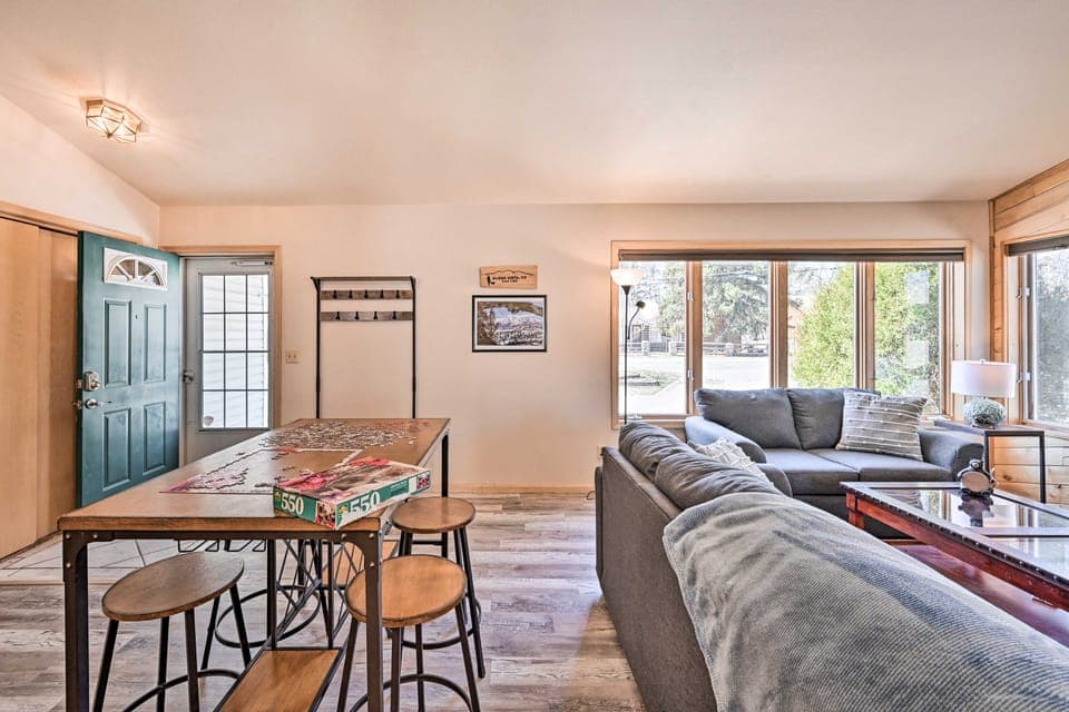 Charming Buena Vista Home w/ Hot Tub + Deck! House in Buena Vista