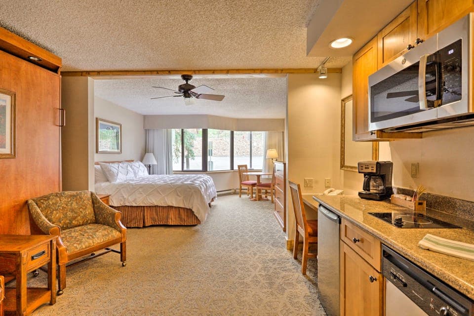 Crested Butte Studio w/ Community Hot Tub & Pool! Apartment in Colorado