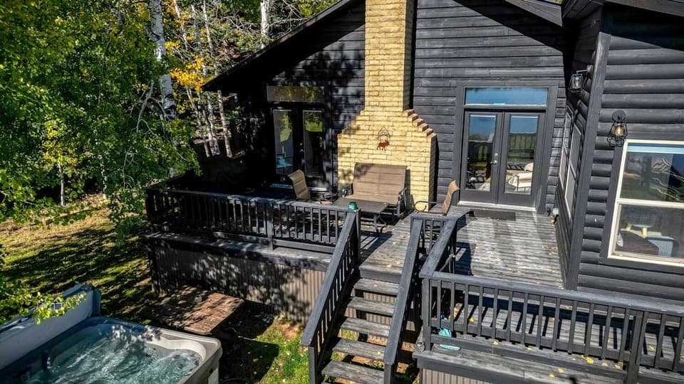Pagosa Lakefront Home w/ Hot Tub, A/C, & Canoe! House in Pagosa Springs