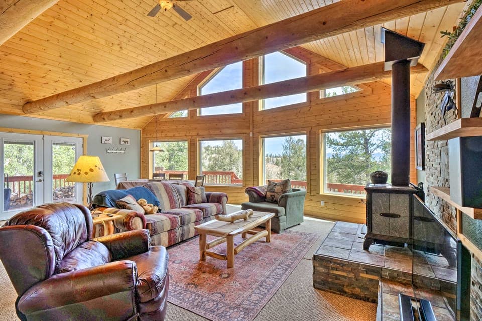 Grand Jefferson Home w/ Stunning Mtn Views! House in Park County