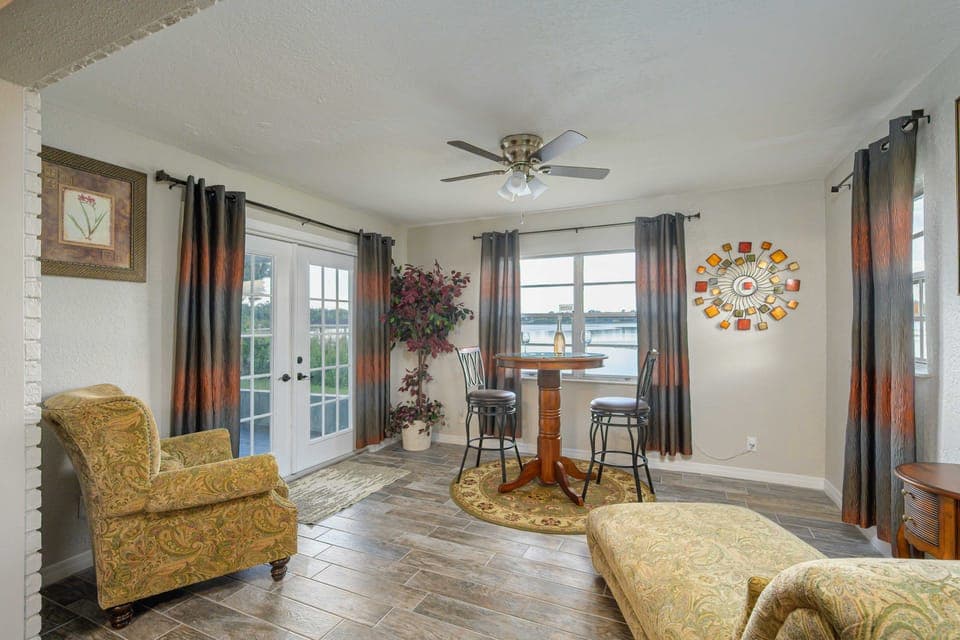 Hook, Line & Leisure: Lakefront Gem w/ Porch! House in Winter Haven