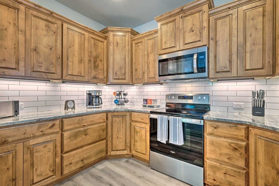 1 Mi to Downtown Loveland: Cozy Getaway! Apartment in Loveland