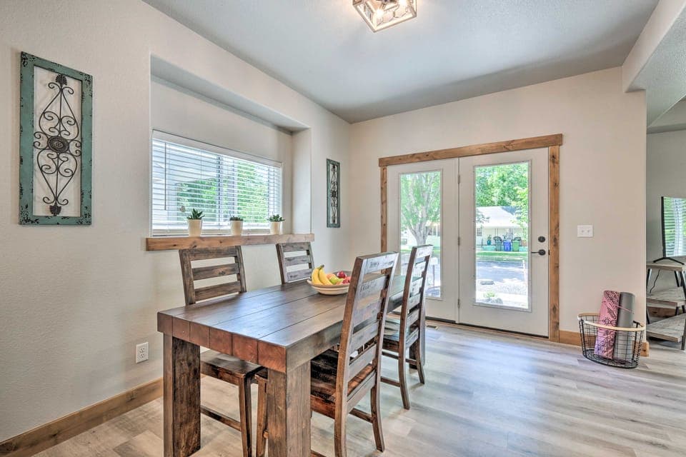 1 Mi to Downtown Loveland: Cozy Getaway! Apartment in Loveland