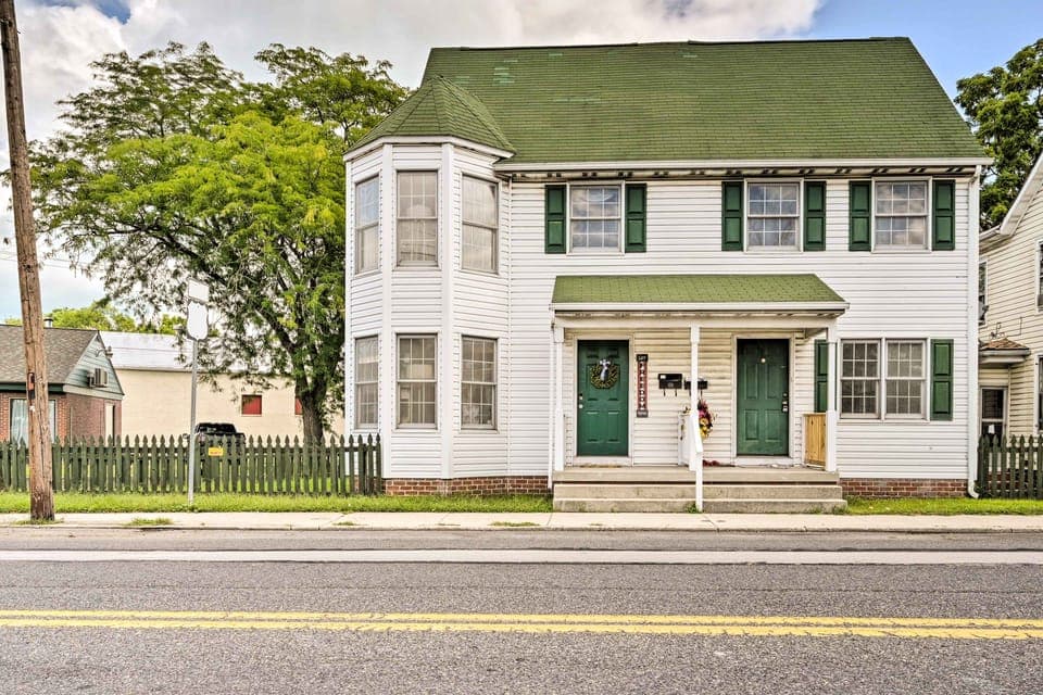 Historic Dtwn Home: 2 Mi to Military Park! Apartment in Gettysburg