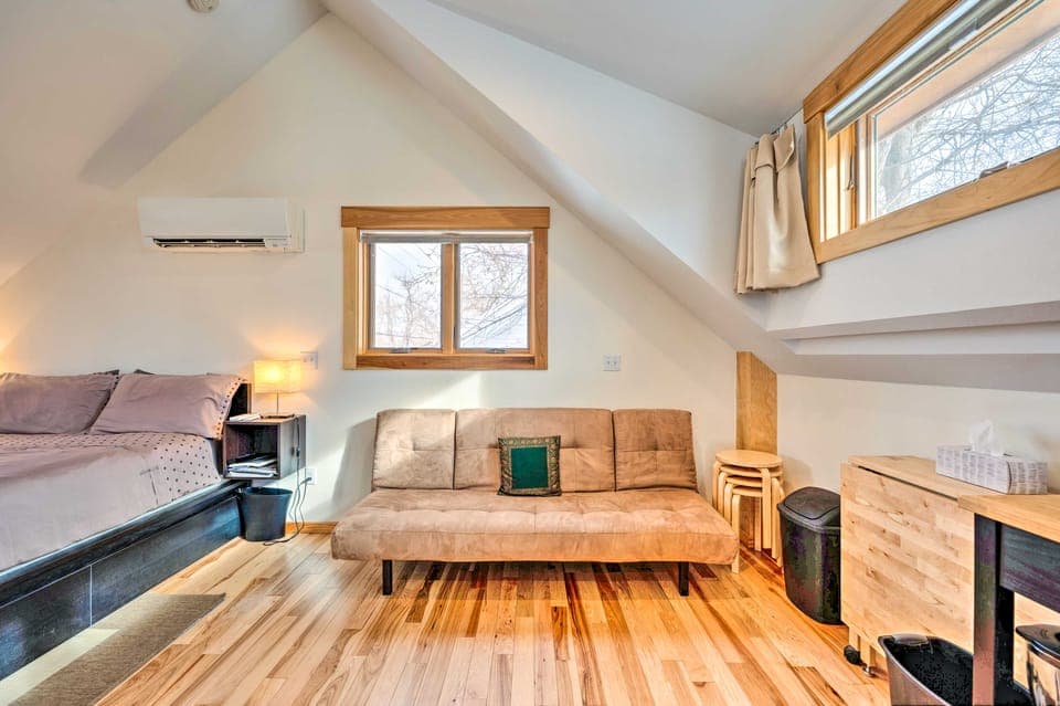 Updated Boulder Studio ~ 1 Mi to Pearl Street Apartment in Boulder
